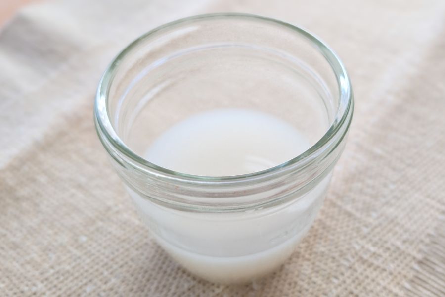 甘麴を白湯で割り、米麴甘酒にしたところ